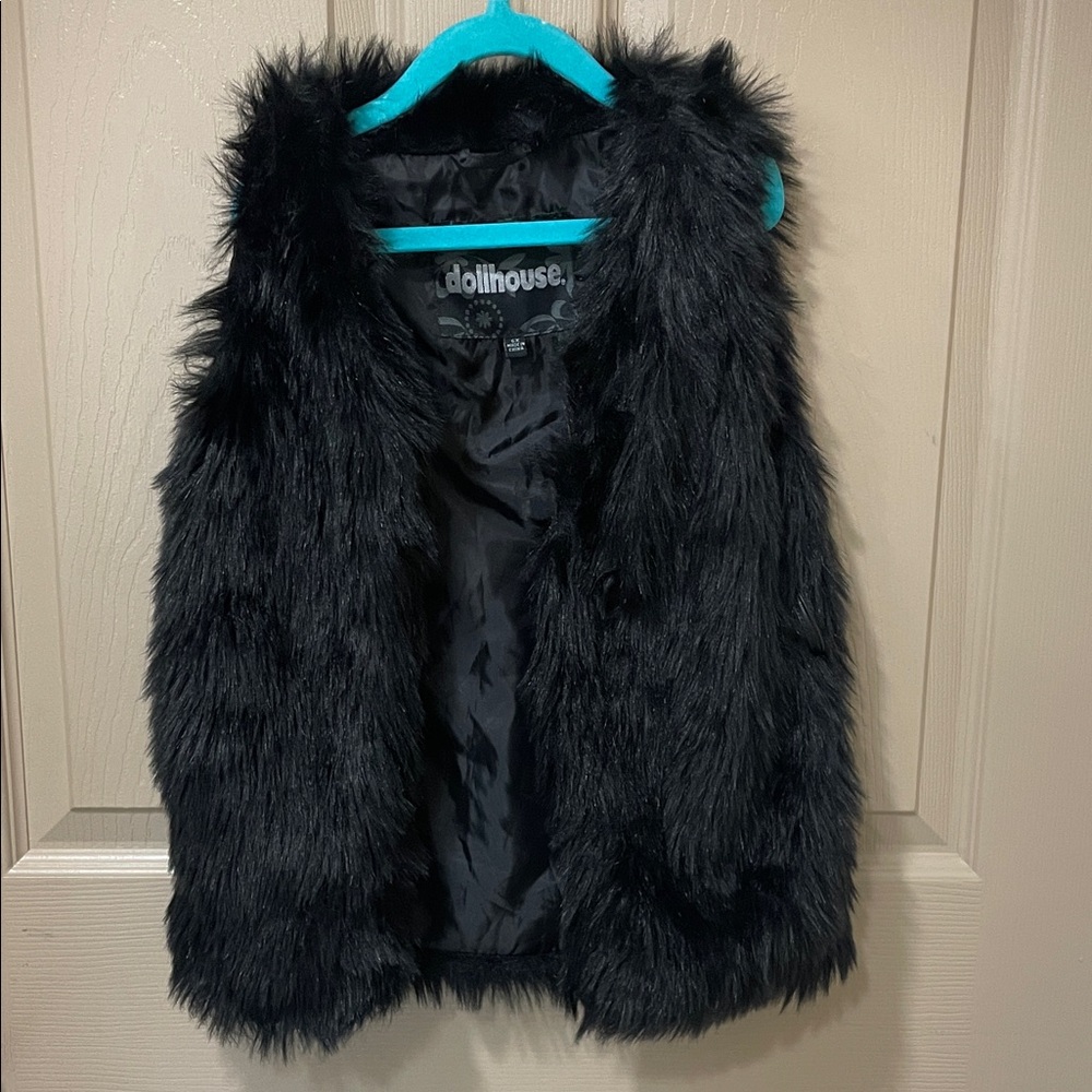 Dollhouse Kids Black Faux Fur Vest Lined SZ 6X. R2 Diva